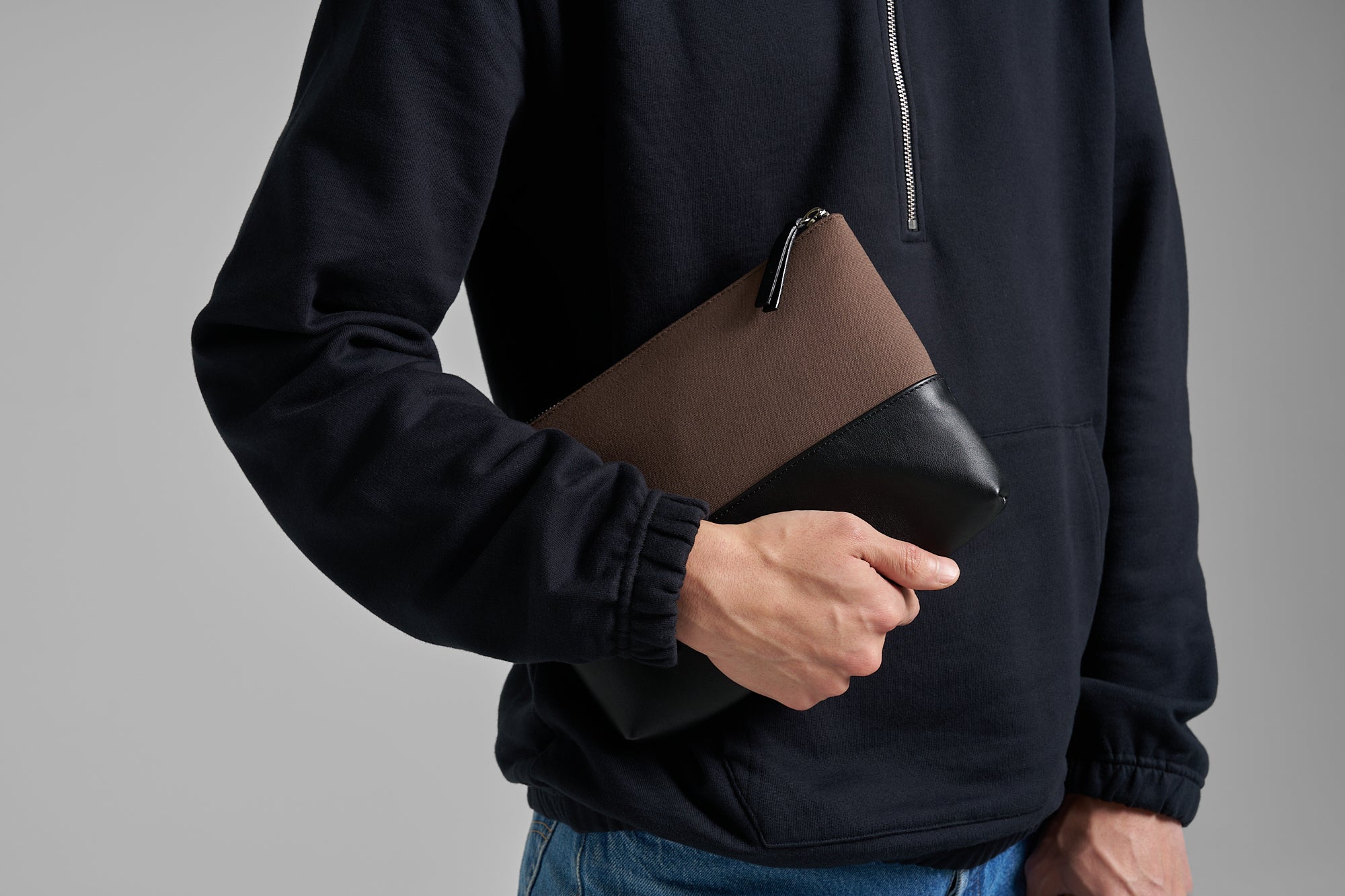 Canvas & Leather Zip pouch