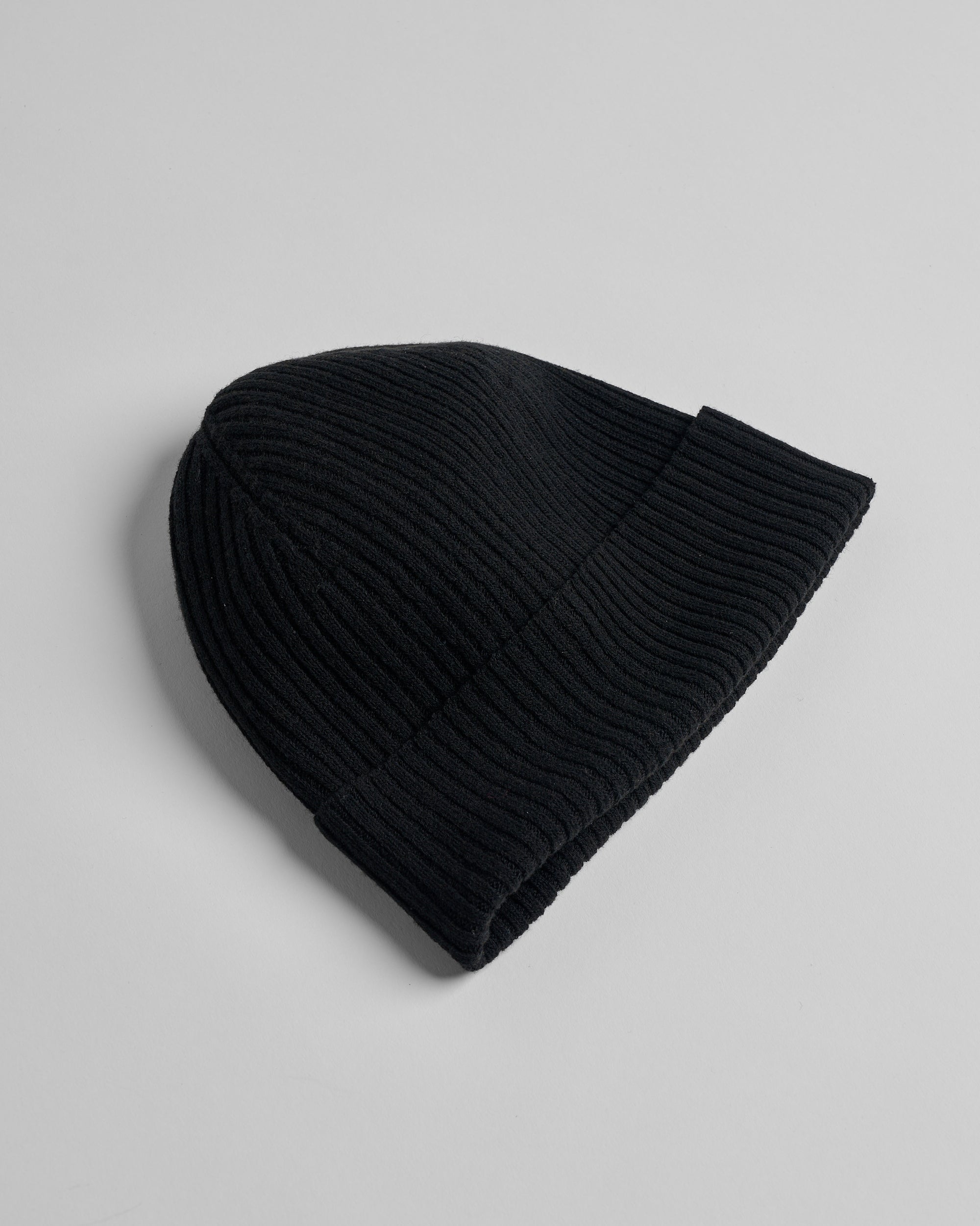Lightweight Rib Beanie